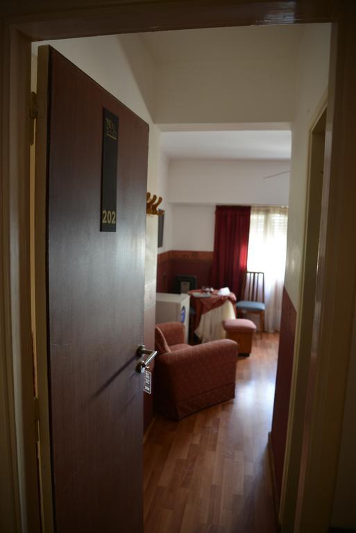 Hotel Cadoro マル・デル・プラタ エクステリア 写真